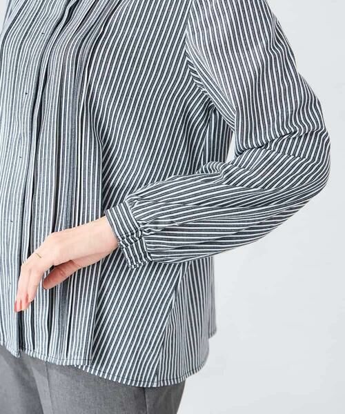 a.v.v / アー・ヴェ・ヴェ シャツ・ブラウス | ピンタックトップス | 詳細17