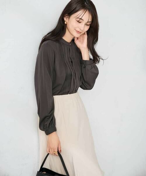 a.v.v / アー・ヴェ・ヴェ シャツ・ブラウス | ピンタックトップス | 詳細9
