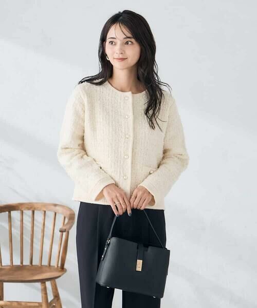 a.v.v/アー・ヴェ・ヴェ パールボタンツイードニットカーディガン アイボリー L a.v.v/アー・ヴェ・ヴェ パールボタンツイードニットカーディガン アイボリー L