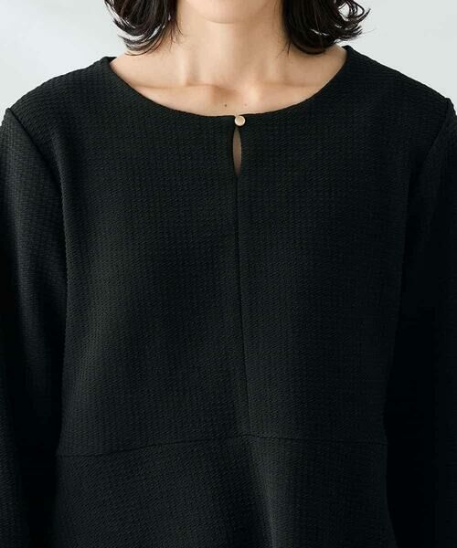 a.v.v / アー・ヴェ・ヴェ カットソー | 千鳥ジャガードペプラムトップス | 詳細17