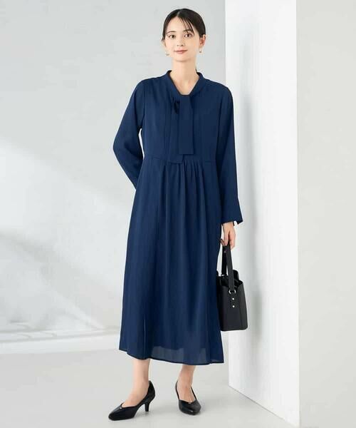 a.v.v / アー・ヴェ・ヴェ ロング・マキシ丈ワンピース | 【洗える/WEB限定】ボウタイタックワンピース | 詳細4