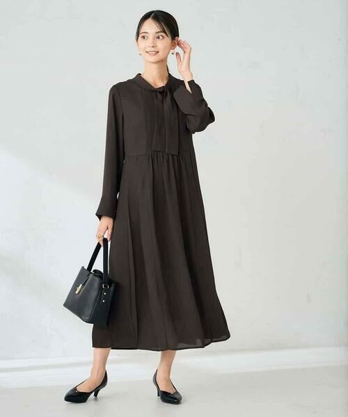 a.v.v / アー・ヴェ・ヴェ ロング・マキシ丈ワンピース | 【洗える/WEB限定】ボウタイタックワンピース | 詳細6