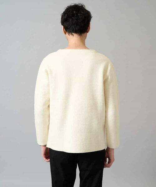 a.v.v / アー・ヴェ・ヴェ ニット・セーター | 【洗濯機で洗える】ワンポイント刺繍ボートネックニット | 詳細23