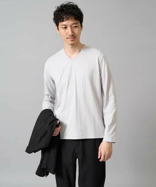 a.v.v / アー・ヴェ・ヴェ カットソー | 【イージーケア/毛玉になりにくい】ストライプジャガードVネックTシャツ【洗濯機で洗える】通勤/ビジネス/ジャケット〈ON/OFF SERIES〉 | 詳細2