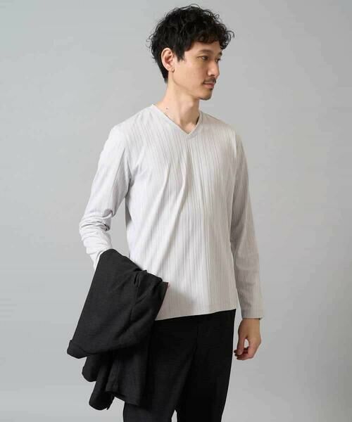 a.v.v / アー・ヴェ・ヴェ カットソー | 【イージーケア/毛玉になりにくい】ストライプジャガードVネックTシャツ【洗濯機で洗える】通勤/ビジネス/ジャケット〈ON/OFF SERIES〉 | 詳細3