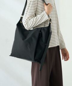 a.v.v / アー・ヴェ・ヴェ ショルダーバッグ | ナイロンショルダー