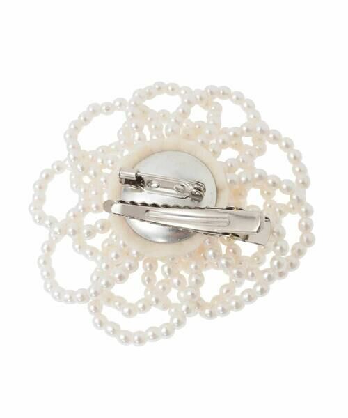 a.v.v / アー・ヴェ・ヴェ ブローチ・コサージュ | パール調フラワーコサージュ | 詳細8