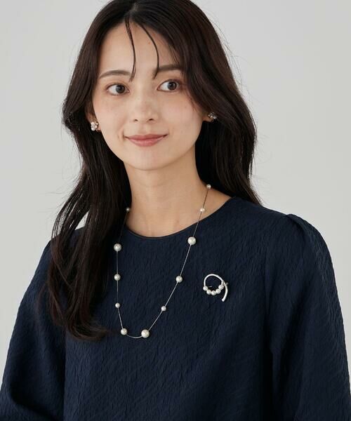 a.v.v / アー・ヴェ・ヴェ ブローチ・コサージュ | パールリングブローチ（シルバー）