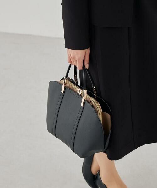 a.v.v / アー・ヴェ・ヴェ トートバッグ | カクシボ2WAYハーフムーンバッグ | 詳細4