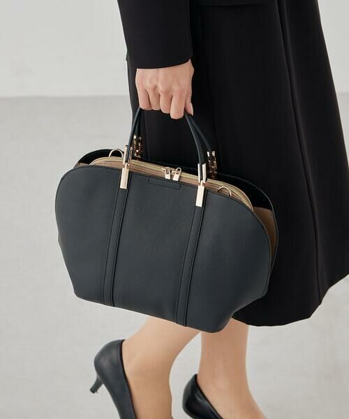 a.v.v / アー・ヴェ・ヴェ トートバッグ | カクシボ2WAYハーフムーンバッグ（ブラック）