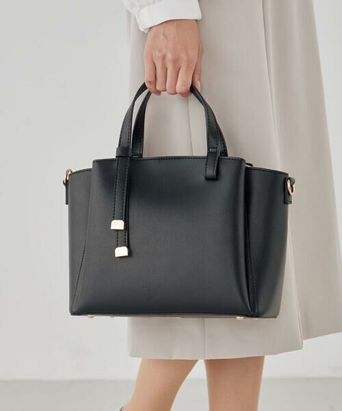 a.v.v / アー・ヴェ・ヴェ トートバッグ | ノットハンドルミドルサイズトート（ブラック）