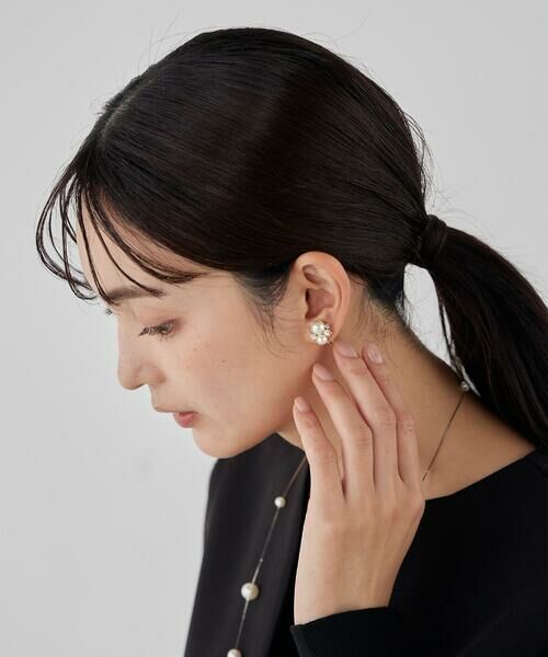 a.v.v / アー・ヴェ・ヴェ ピアス・イヤリング | パールビジューイヤリング | 詳細1