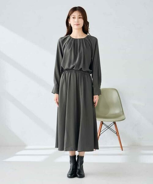 a.v.v / アー・ヴェ・ヴェ ロング・マキシ丈ワンピース | 【洗える】セットアップ見えサテンワンピース | 詳細12