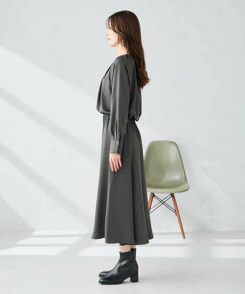 a.v.v / アー・ヴェ・ヴェ ロング・マキシ丈ワンピース | 【洗える】セットアップ見えサテンワンピース | 詳細13