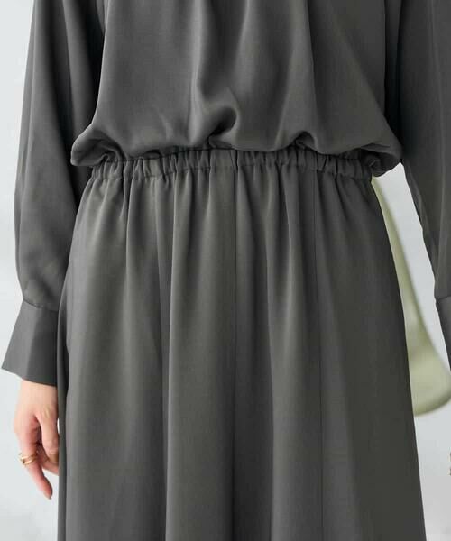 a.v.v / アー・ヴェ・ヴェ ロング・マキシ丈ワンピース | 【洗える】セットアップ見えサテンワンピース | 詳細17