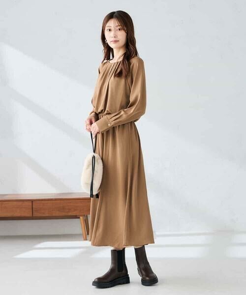 a.v.v / アー・ヴェ・ヴェ ロング・マキシ丈ワンピース | 【洗える】セットアップ見えサテンワンピース | 詳細2