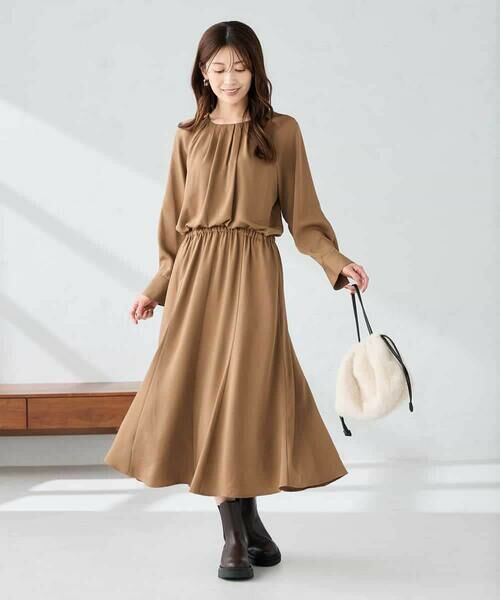 a.v.v / アー・ヴェ・ヴェ ロング・マキシ丈ワンピース | 【洗える】セットアップ見えサテンワンピース | 詳細4