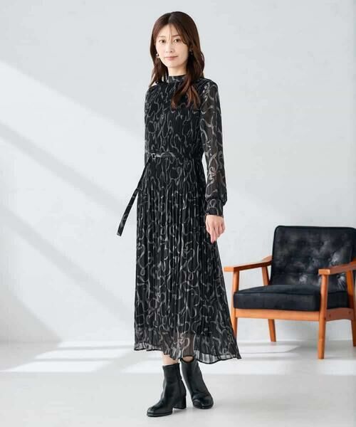 a.v.v / アー・ヴェ・ヴェ ロング・マキシ丈ワンピース | ランダムプリーツワンピース | 詳細5
