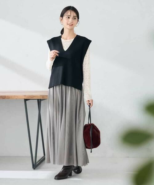 a.v.v / アー・ヴェ・ヴェ ベスト | Vネックニットベスト | 詳細11