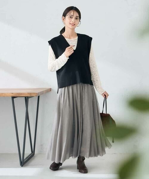 a.v.v / アー・ヴェ・ヴェ ベスト | Vネックニットベスト | 詳細12