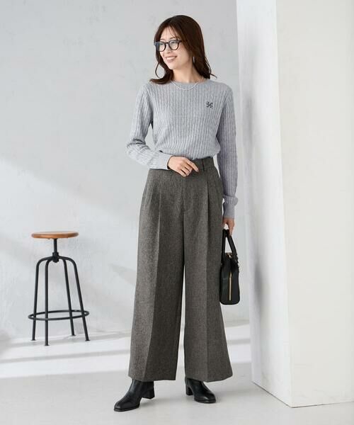 a.v.v / アー・ヴェ・ヴェ ニット・セーター | ワンポイント刺繍ケーブルニット | 詳細3