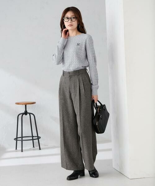 a.v.v / アー・ヴェ・ヴェ ニット・セーター | ワンポイント刺繍ケーブルニット | 詳細4