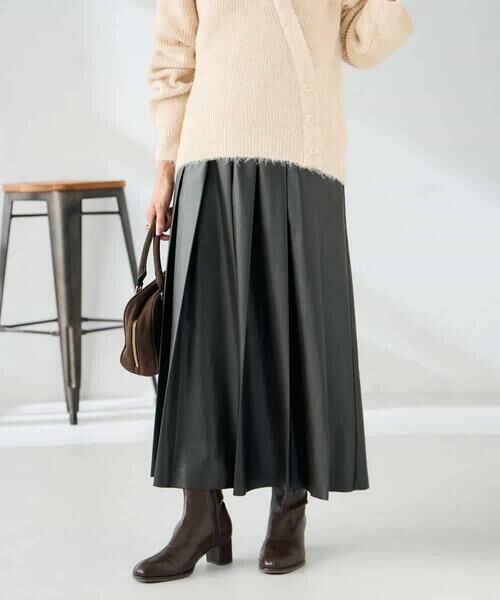 a.v.v / アー・ヴェ・ヴェ ロング・マキシ丈スカート | 【洗える】レザープリーツスカート（ダークグレー）