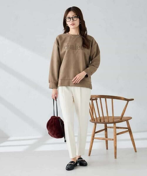 a.v.v / アー・ヴェ・ヴェ カットソー | エンボスロゴスウェードトップス | 詳細12