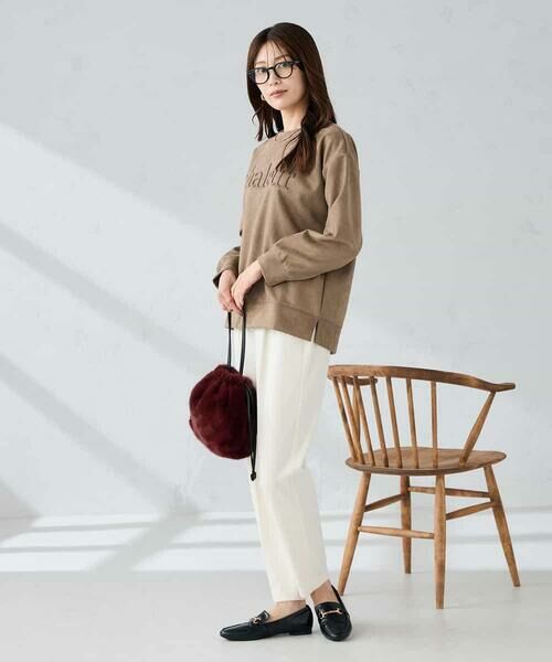 a.v.v / アー・ヴェ・ヴェ カットソー | エンボスロゴスウェードトップス | 詳細14