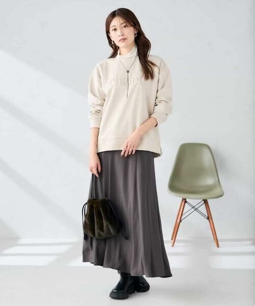 a.v.v / アー・ヴェ・ヴェ カットソー | エンボスロゴスウェードトップス | 詳細21