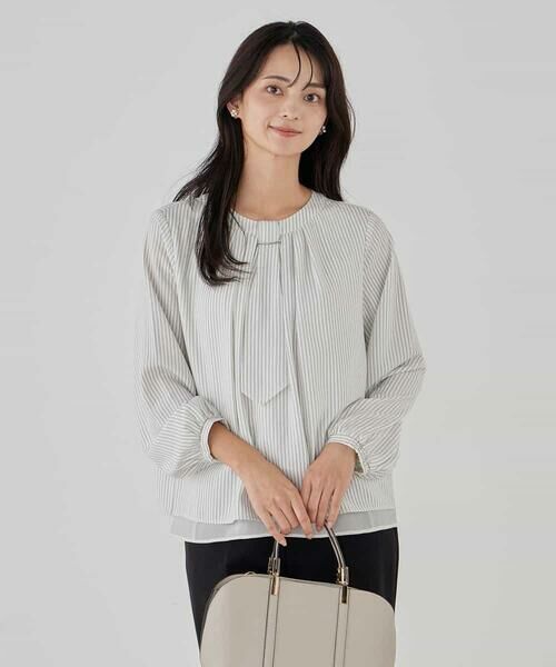 a.v.v / アー・ヴェ・ヴェ シャツ・ブラウス | 【洗える/ストレッチ】ボウタイメタルチャームブラウス | 詳細16