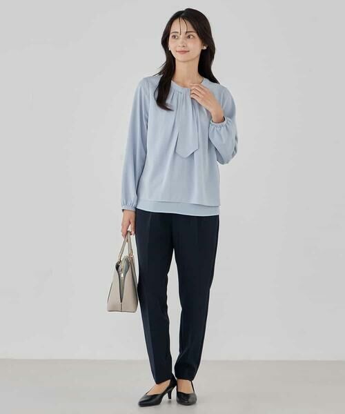 a.v.v / アー・ヴェ・ヴェ シャツ・ブラウス | 【洗える/ストレッチ】ボウタイメタルチャームブラウス | 詳細4