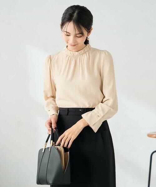 a.v.v / アー・ヴェ・ヴェ シャツ・ブラウス | 【洗える】プチハイネックギャザードビードットブラウス | 詳細2