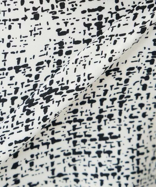 a.v.v / アー・ヴェ・ヴェ シャツ・ブラウス | 【洗える】プリントケープ風ブラウス | 詳細14