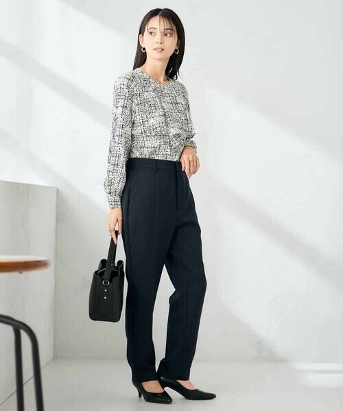 a.v.v / アー・ヴェ・ヴェ シャツ・ブラウス | 【洗える】プリントケープ風ブラウス | 詳細3