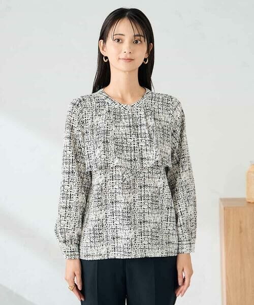 a.v.v / アー・ヴェ・ヴェ シャツ・ブラウス | 【洗える】プリントケープ風ブラウス | 詳細8