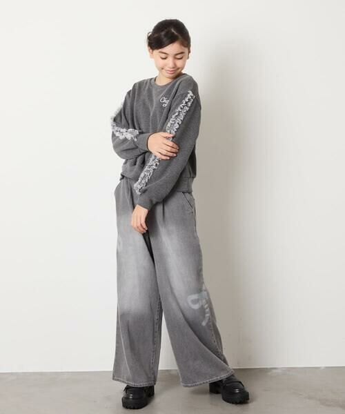 a.v.v / アー・ヴェ・ヴェ カットソー | [100-160]【WEB限定商品/裏起毛/チュールフリル/ワンポイント刺繍/クロップド丈】チュールスリーブクロップドトレーナー | 詳細5