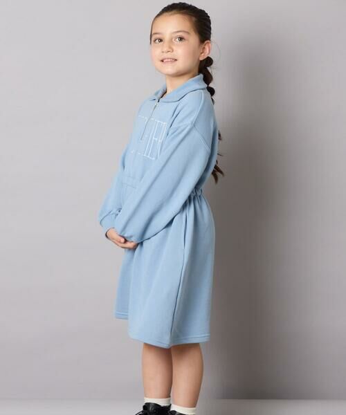 a.v.v / アー・ヴェ・ヴェ ロング・マキシ丈ワンピース | [130-160]ハーフジップロゴトレーナーワンピース | 詳細3