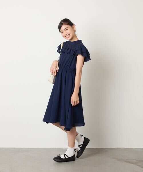 a.v.v / アー・ヴェ・ヴェ ドレス | [140-160]【発表会/結婚式/お食事会/特別なお出掛けシーンに】レース切り替えフリルワンピース | 詳細7