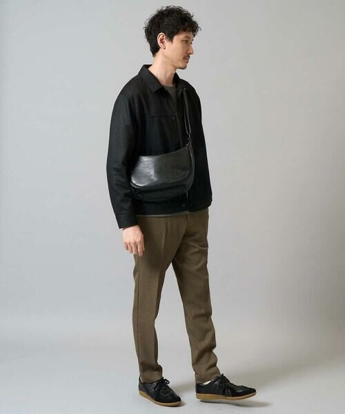 a.v.v / アー・ヴェ・ヴェ ショルダーバッグ | フェイクレザーハーフムーンショルダーバッグ | 詳細11