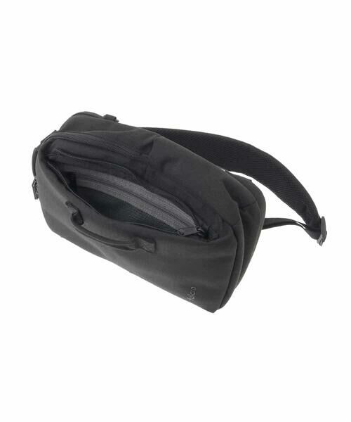 a.v.v / アー・ヴェ・ヴェ メッセンジャーバッグ・ウエストポーチ | 【撥水】ボディバッグ | 詳細10