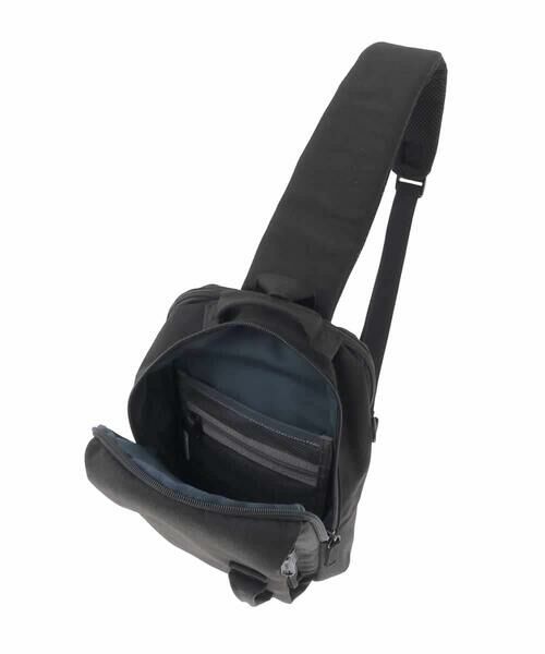 a.v.v / アー・ヴェ・ヴェ メッセンジャーバッグ・ウエストポーチ | 【撥水】ボディバッグ | 詳細9