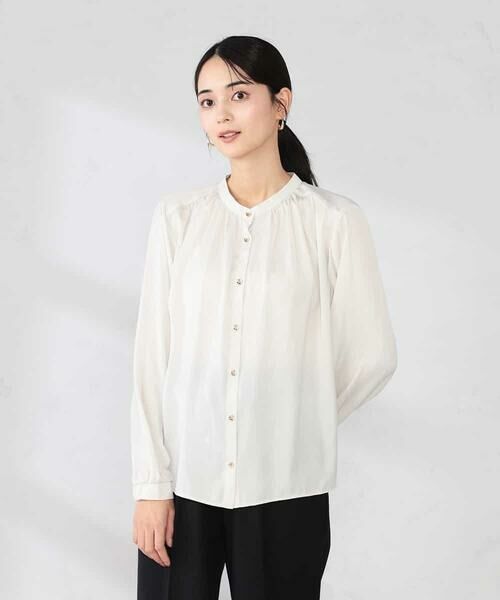 a.v.v / アー・ヴェ・ヴェ シャツ・ブラウス | 【洗える】サテンギャザーブラウス | 詳細6