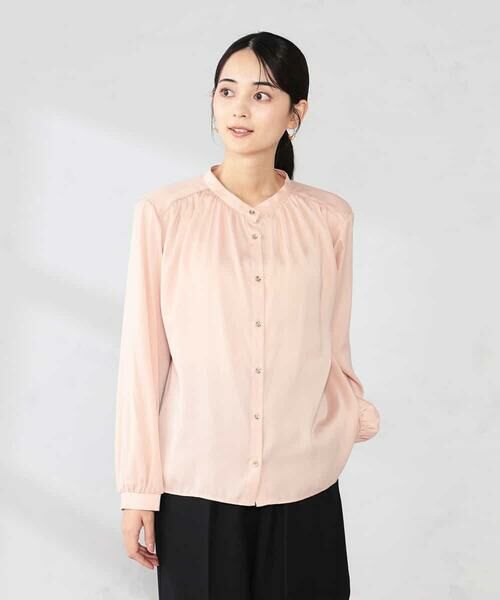 a.v.v / アー・ヴェ・ヴェ シャツ・ブラウス | 【洗える】サテンギャザーブラウス（ピンク）