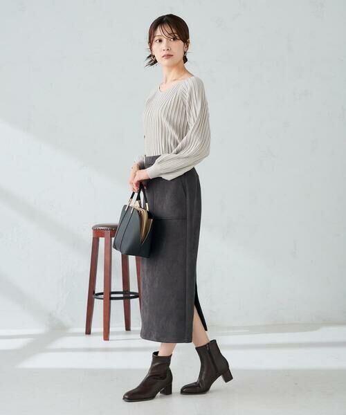a.v.v / アー・ヴェ・ヴェ ニット・セーター | プリーツライクVネックニット | 詳細11
