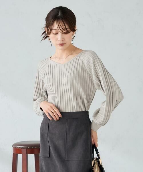 a.v.v / アー・ヴェ・ヴェ ニット・セーター | プリーツライクVネックニット | 詳細7