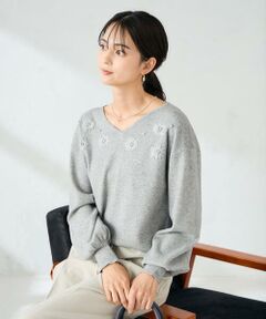 a.v.v / アー・ヴェ・ヴェ ニット・セーター | フラワー刺繍ニットプルオーバー