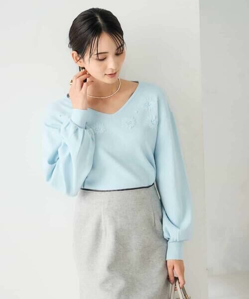 a.v.v / アー・ヴェ・ヴェ ニット・セーター | フラワー刺繍ニットプルオーバー | 詳細1