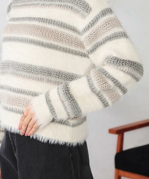 a.v.v / アー・ヴェ・ヴェ ニット・セーター | フェザーボーダーニット | 詳細10