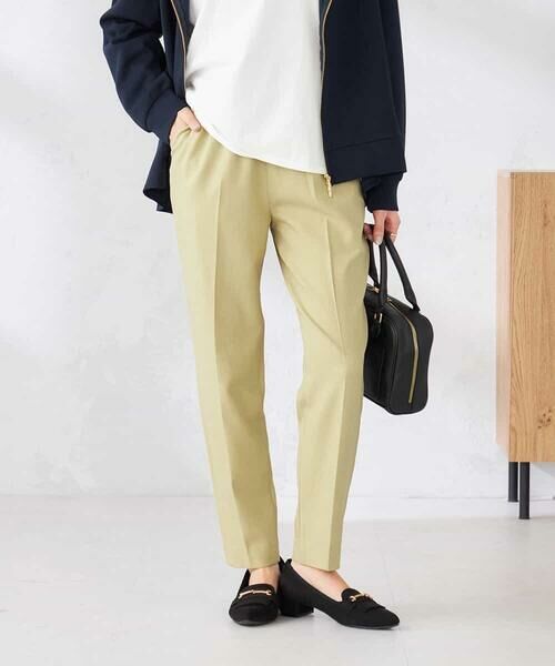 a.v.v / アー・ヴェ・ヴェ その他パンツ | ［支持率NO.1/イージーケア］イージーテーパードパンツ（ライトカーキ）